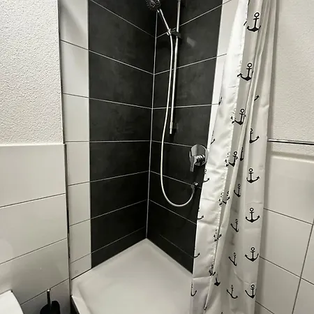 아파트 Stay - Zeppelin Apartment